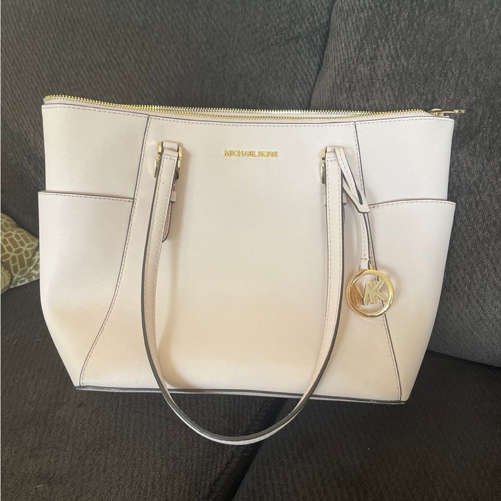 Michael Kors Charlotte Large Saffiano Leather Top-Zip Tote Bag